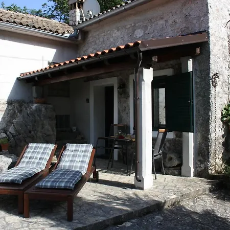 Case de vacanță Romantisches Steinhaus Lavanda Im Filipasi *