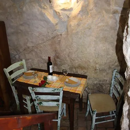 Prázdninový dům Romantisches Steinhaus Lavanda Im Filipasi